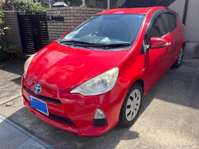 2013 Toyota Aqua S
