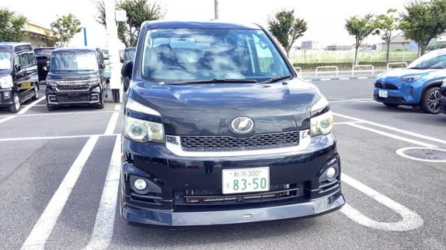 2010 Toyota Voxy ZS