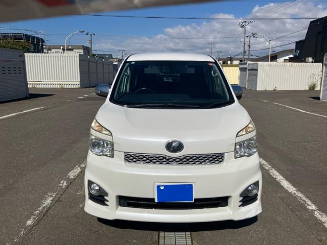 2012 Toyota Voxy Special ZS Kirameki 2