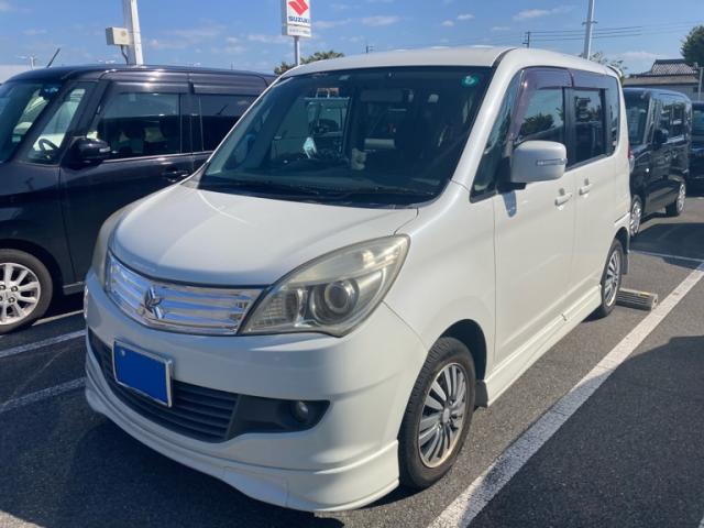 2011 Mitsubishi Delica D2 S