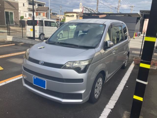 2012 Toyota Spade Y