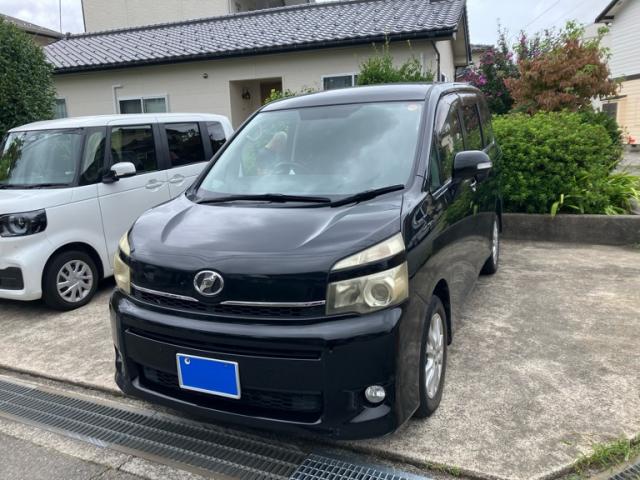 2010 Toyota Voxy Trans X