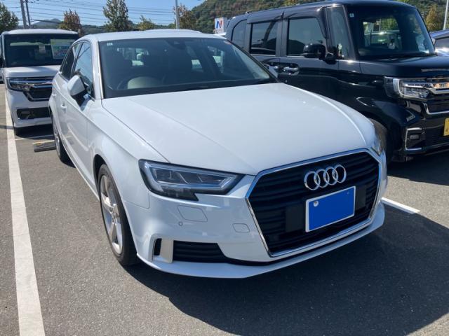 2019 Audi A3 SPORTBACK E-TRON 30TFSI Sport Luxury Package