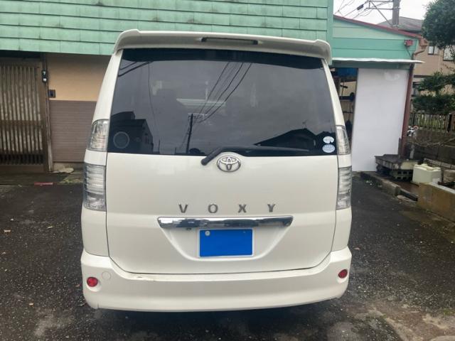2005 Toyota Voxy Special Z Kirameki