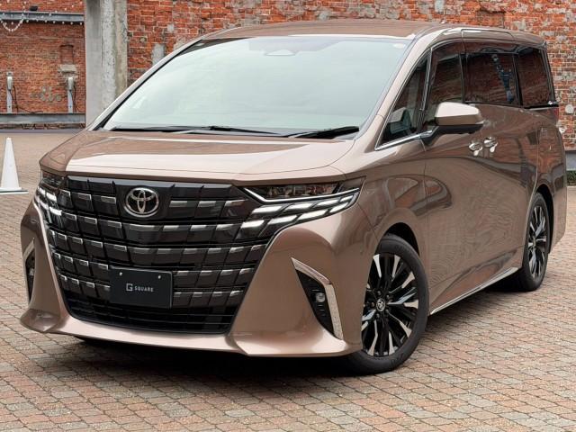 2025 Toyota Alphard Hybrid Executive Lounge