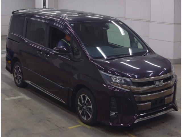 2017 Toyota Noah Si 4WD
