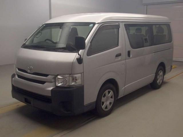2017 Toyota Hiace Wagon DX