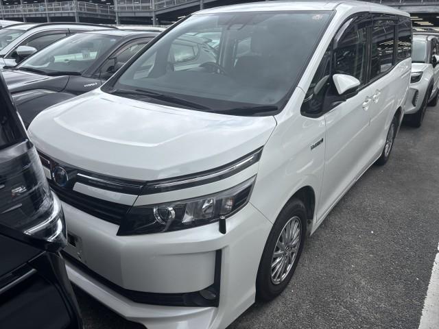 2016 Toyota Voxy Hybrid Hybrid V