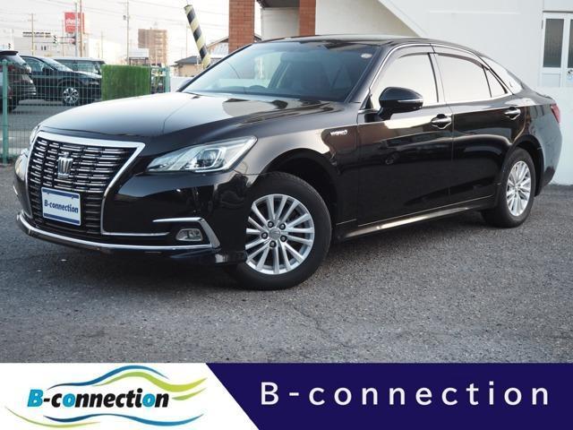 2016 Toyota Crown Hybrid Royal Saloon Four