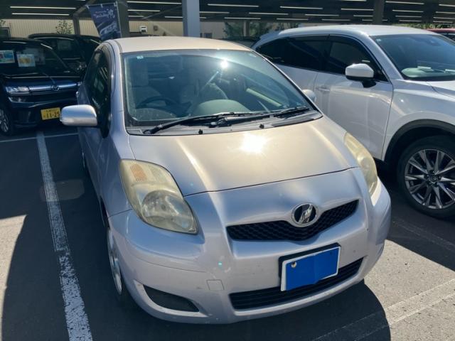 2009 Toyota VITZ F