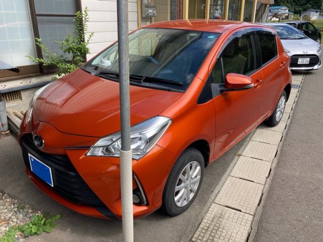 2017 Toyota VITZ F