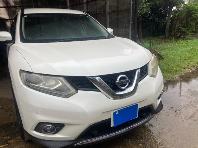 2015 Nissan X-Trail 20X Emergency Brake Package
