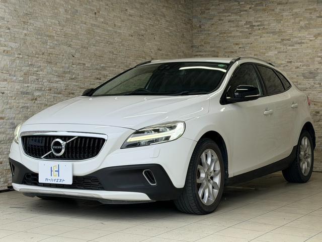 2018 Volvo VOLVOV40CrossCountry Cross Country D4 Summum