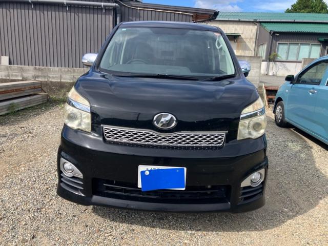2012 Toyota Voxy Special ZS Kirameki 2