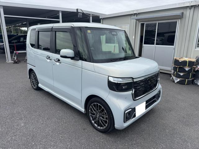 2023 Honda N BOX Custom Turbo Genuine 9-inch Navigation, TV, Multi-View Camera System, Sunshade Built-in Roof Console