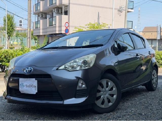 2013 Toyota Aqua G