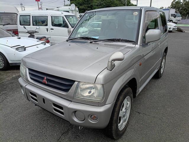 2000 Mitsubishi Pajeromini Skipper