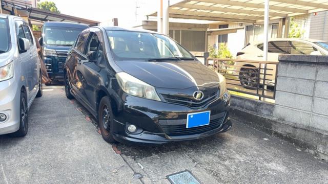 2011 Toyota Vitz 5D F