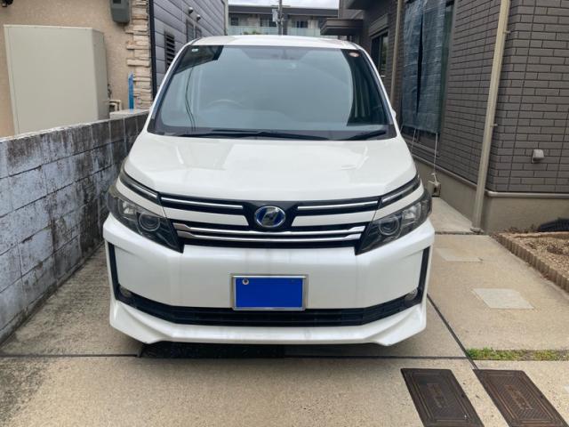 2014 Toyota Voxy Hybrid Hybrid V