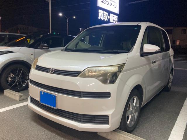 2015 Toyota Spade F