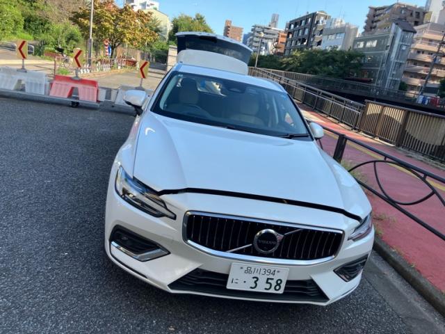 2022 Volvo V60 Ultimate B4