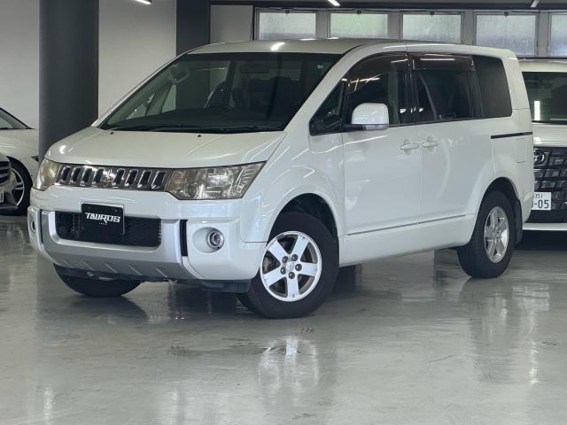 2011 Mitsubishi Delica D5 G Power Package