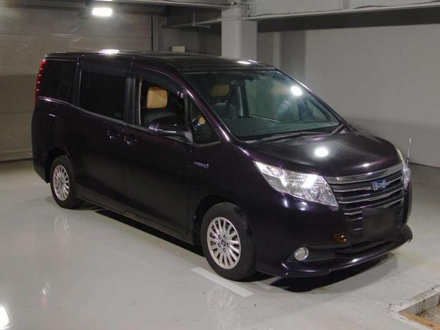 2014 Toyota Noah Hybrid Hybrid G