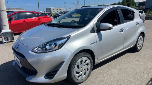 2019 Toyota Aqua S Style Black