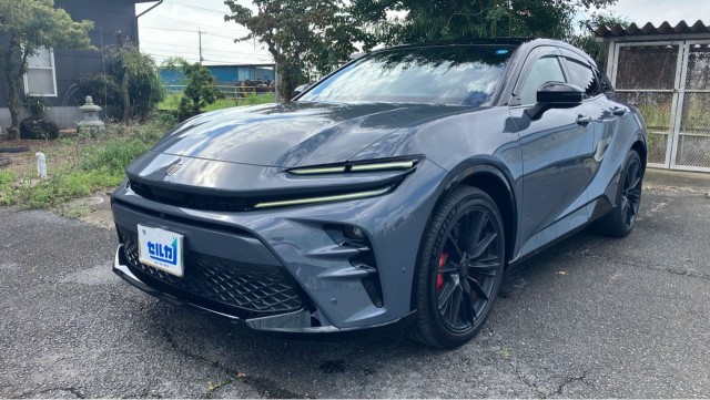 2024 Toyota Crown Sport PHEV RS