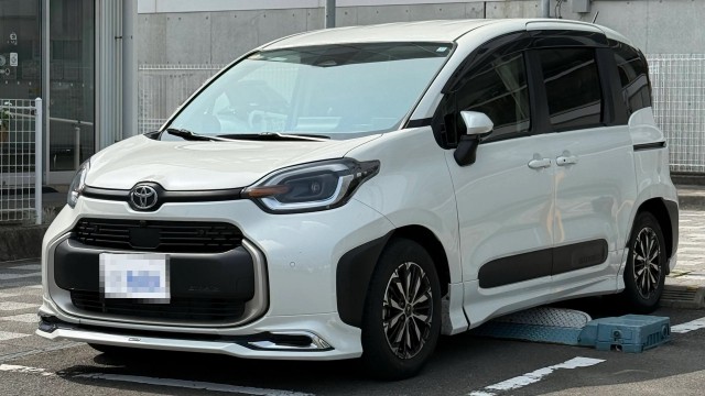 2023 Toyota Sienta Hybrid Hybrid Z