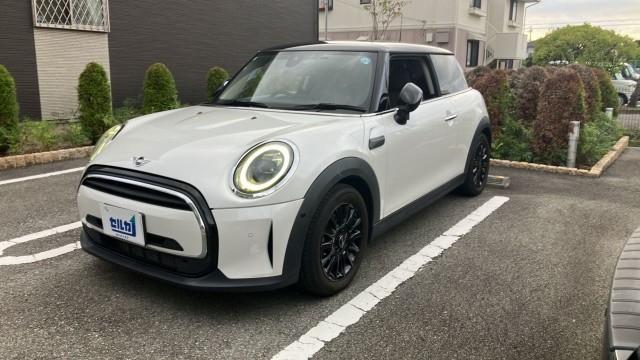 2023 MINI 3HB Cooper