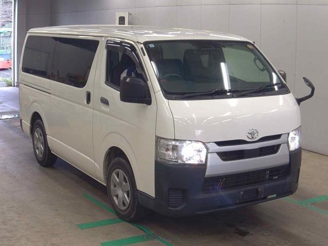 2021 Toyota Hiace Van Long DX