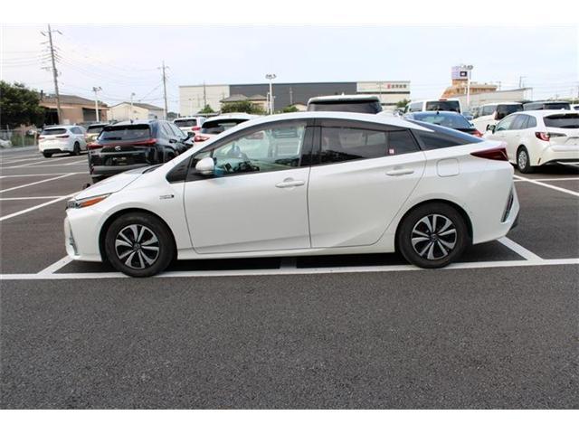 2018 Toyota Prius PHEV 1.8 S Safety Plus