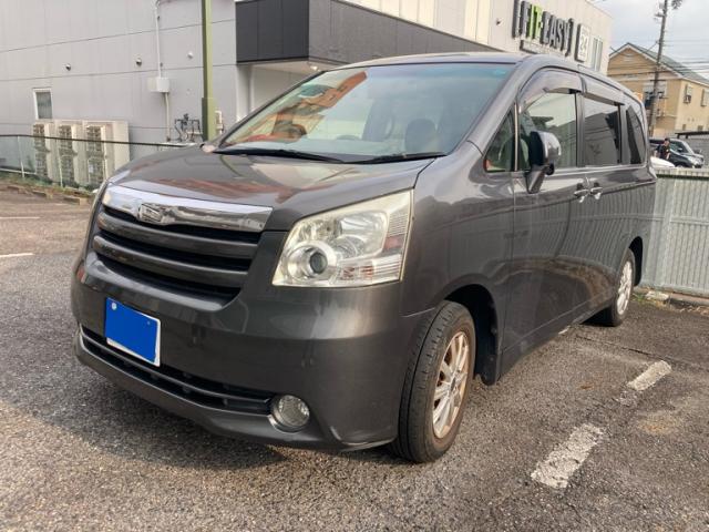 2010 Toyota Noah G