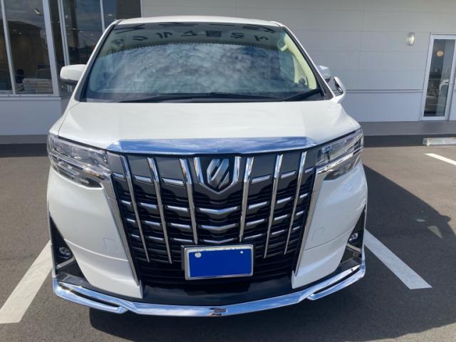 2022 Toyota Alphard X