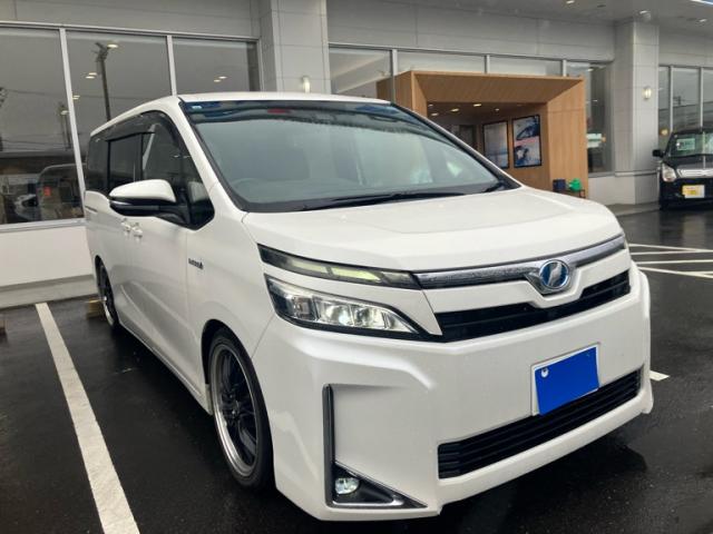 2017 Toyota Voxy Hybrid Hybrid V