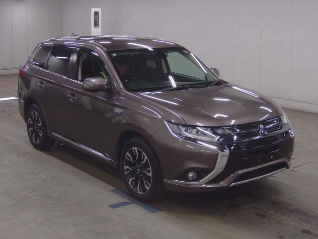 2015 Mitsubishi Outlander PHEV G Safety Package