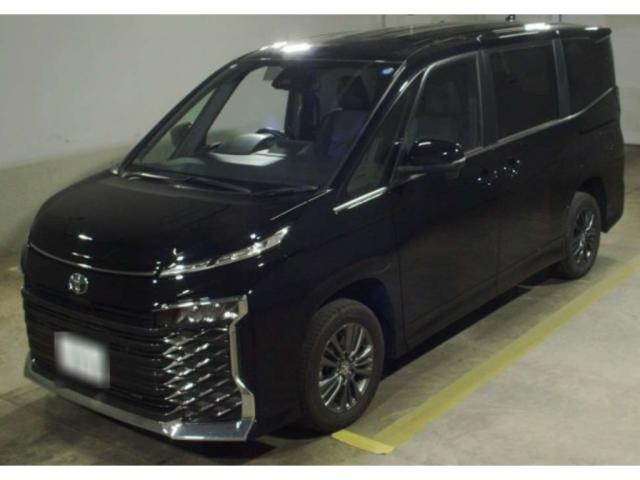 2025 Toyota Voxy S-Z 4WD