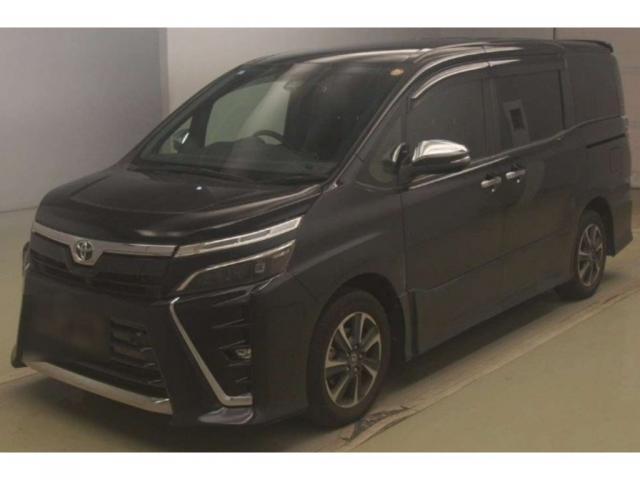 2021 Toyota Voxy ZS Kirameki?
