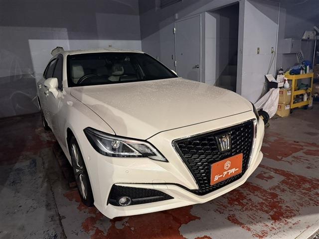 2020 Toyota Crown Hybrid 2.5HV S Elegance Style?