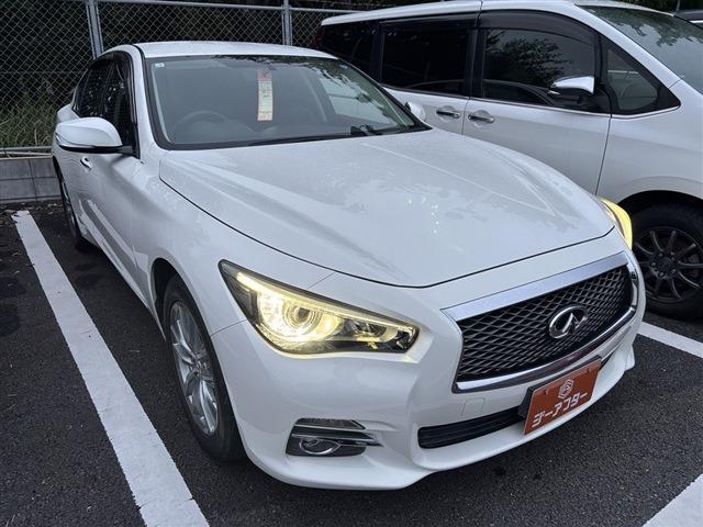 2014 Nissan Skyline Sedan 200GT-t