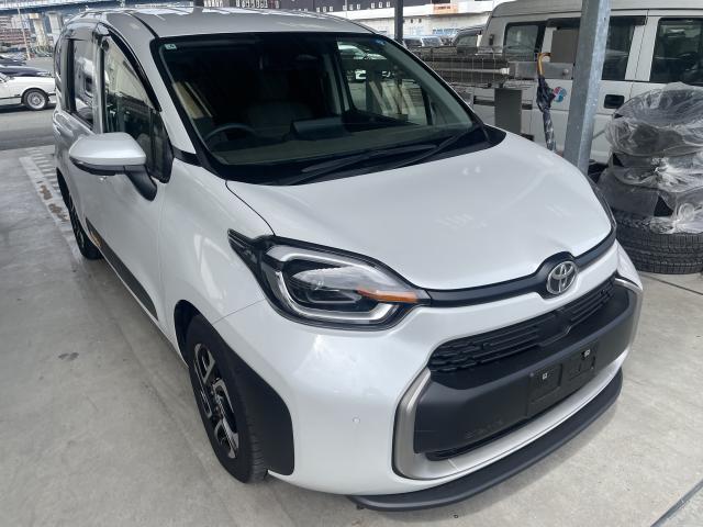 2025 Toyota Sienta Hybrid Hybrid Z