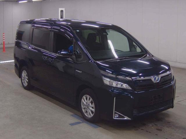 2018 Toyota Voxy Hybrid Hybrid V