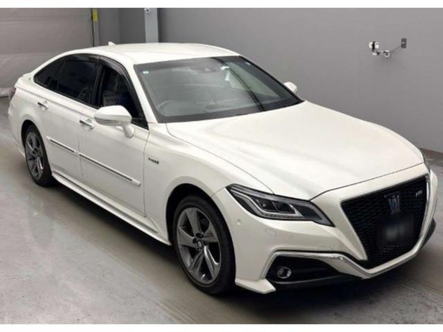 2019 Toyota Crown Hybrid RS Advance Four