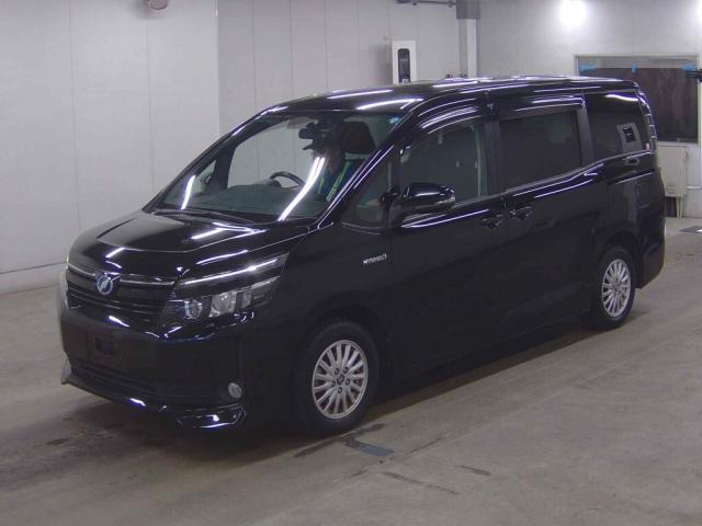 2015 Toyota Voxy Hybrid Hybrid V