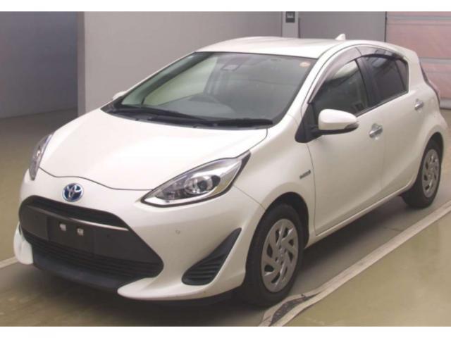 2018 Toyota Aqua S Style Black