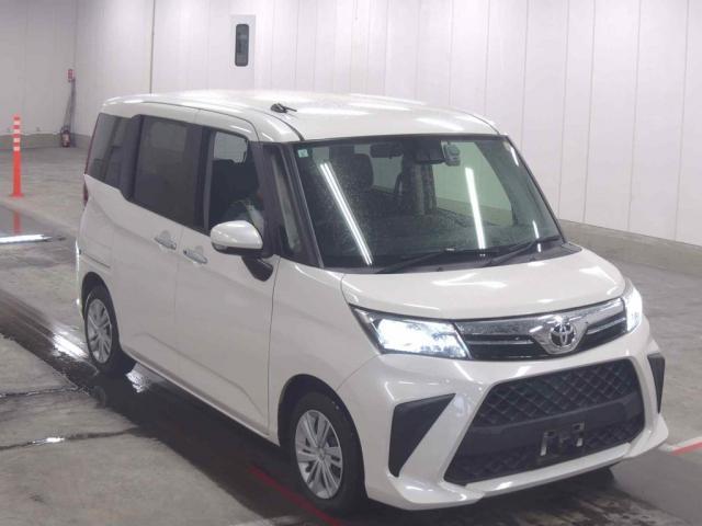 2021 Toyota Roomy G