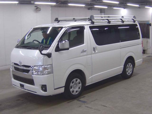 2022 Toyota Hiace Van Long Super GL