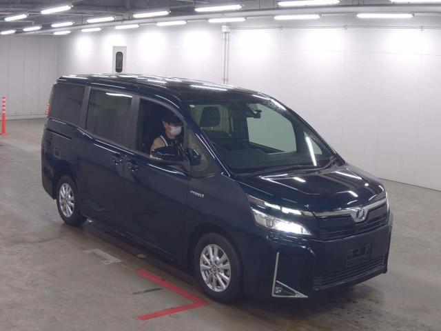 2018 Toyota Voxy Hybrid Hybrid V