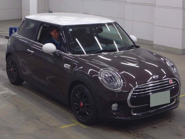 2017 MINI 3HB Cooper